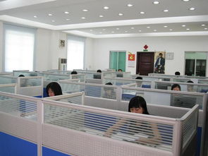 嵊州市荣艺服装厂 专注女装辅料制造，铸就品质与时尚